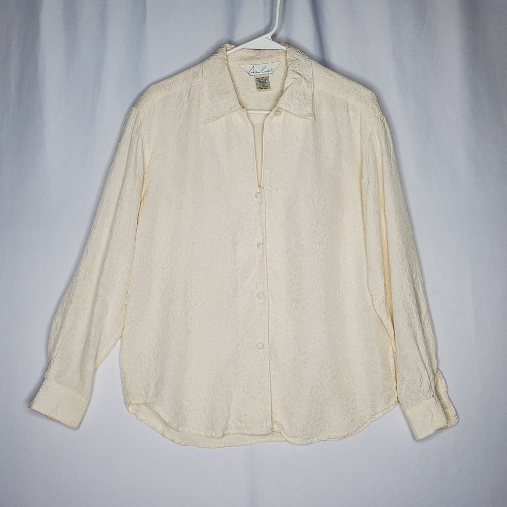 Anne Carson Vtg Silk Button Blouse SP Cream Floral Satin Quiet Luxury Country